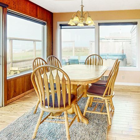 Sparkling Sands Oceanfront San Marine Εξωτερικό φωτογραφία